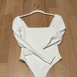 Aritzia long sleeve contour body suit